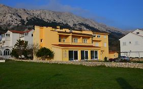 Apartments Mango II